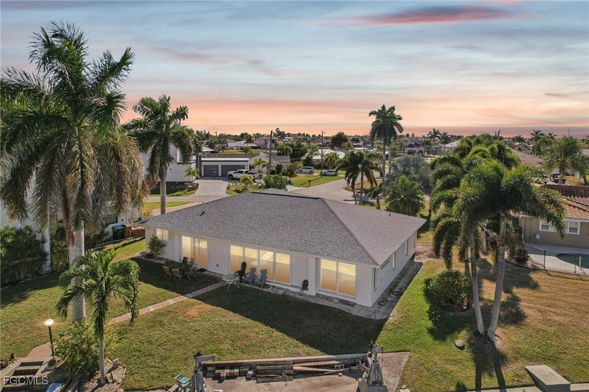 -When it comes to boating access, premier location, and - photo 4