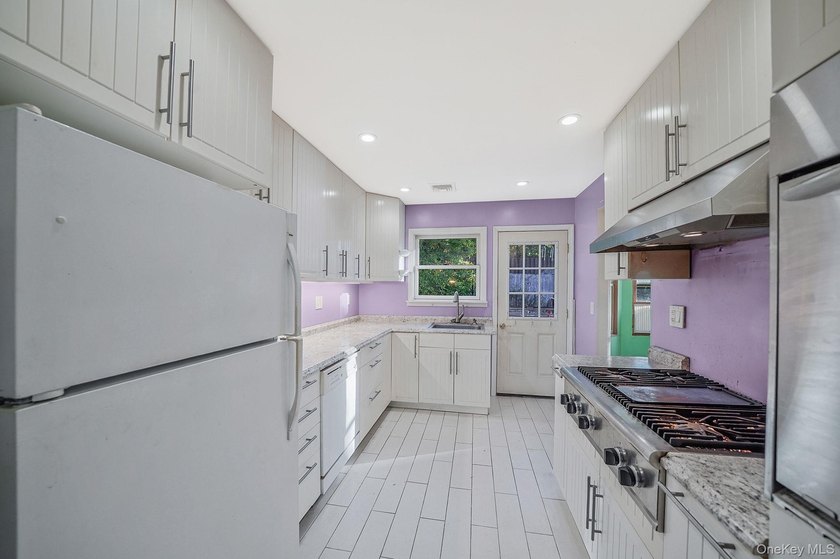Welcome to this fantastic opportunity nestled in Rocky Point - photo 11