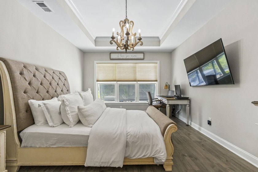 Welcome to this meticulously maintained and thoughtfully - photo 18