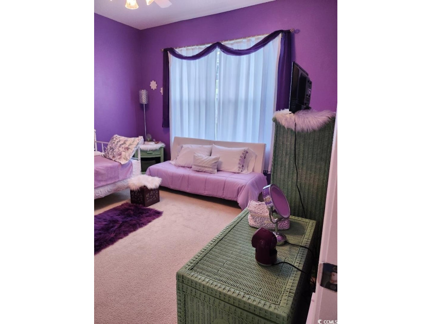Breezy Carolina Living Step onto your private screened balcony - photo 9