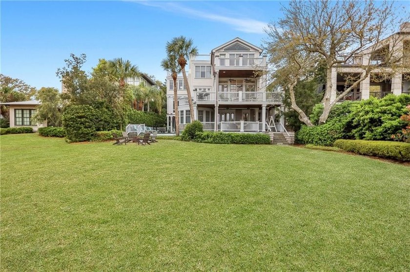 Discover an extraordinary oceanfront retreat on East - photo 2