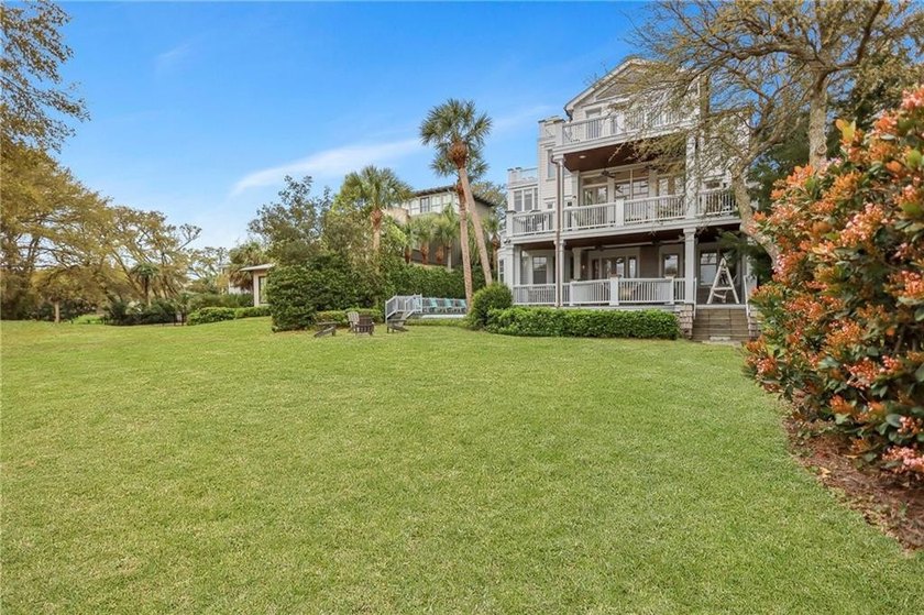 Discover an extraordinary oceanfront retreat on East - photo 3