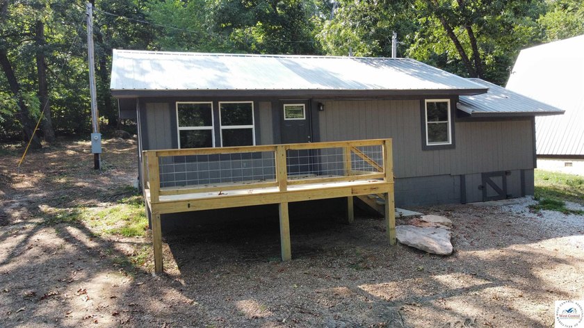 Sportsman's Paradise! This completely remodeled 2 bed, 2 full - photo 2