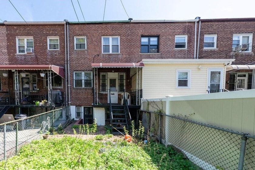 Welcome to 676 East 38th St, Brooklyn, NY 11210 - a solid brick - photo 6