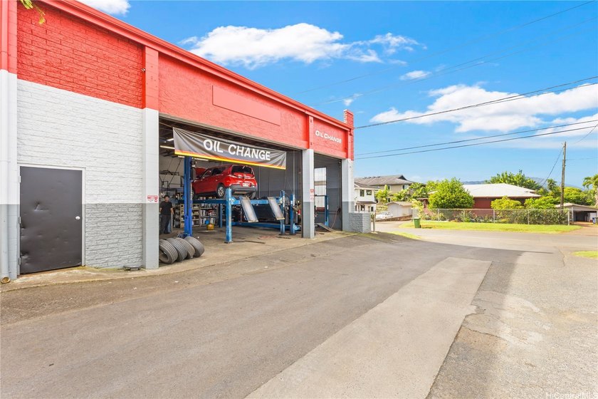 Rare ground lease investment opportunity with tenant in place - photo 8