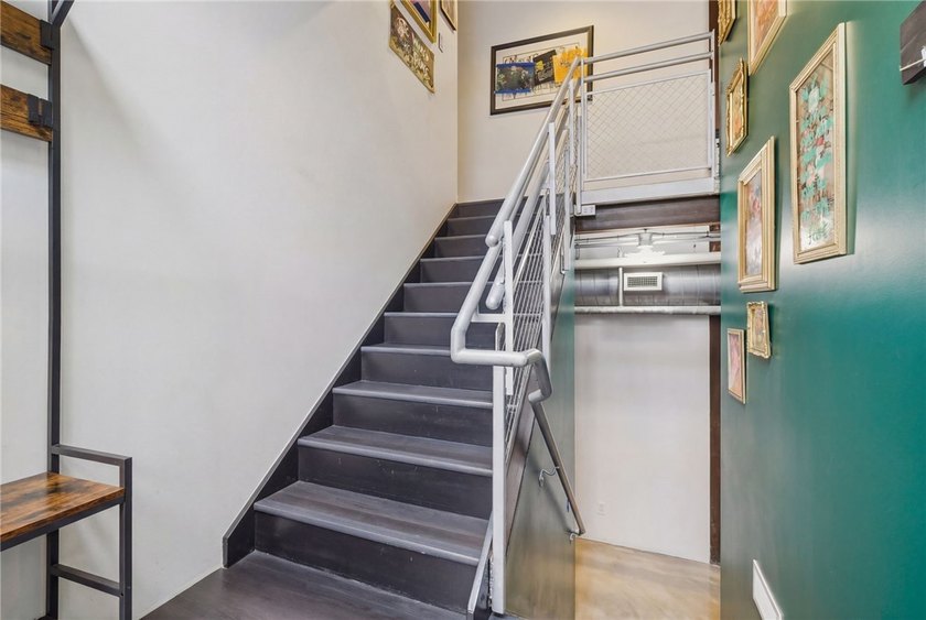Stunning 2 story condo Nestled in the Heart of Pittsburgh's - photo 37