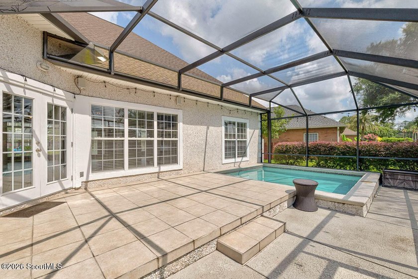 Live the lifestyle you've been dreaming of in the gated golf - photo 3