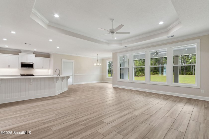 MOVE IN READY New construction built by Josselyn Homes. Located - photo 4