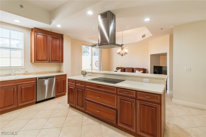 Welcome to effortless coastal living in this beautifully updated - photo 8