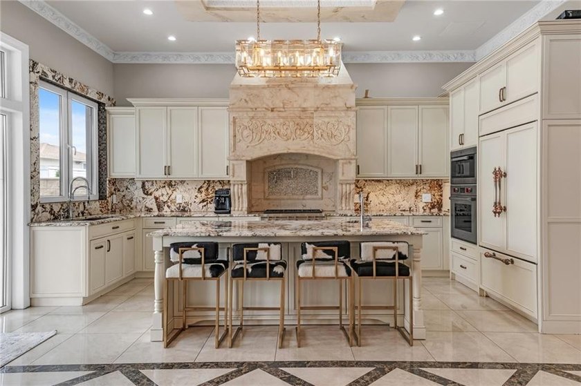 WELCOME TO 360 WHITMAN DR AN ARCHITECTURAL MASTERPIECE IN - photo 7