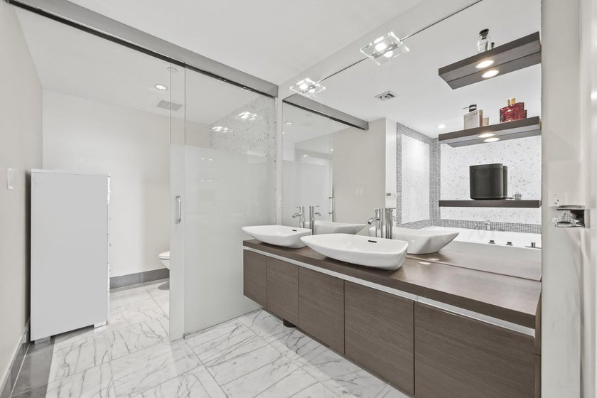 Welcome to Residence 3909 at the prestigious Epic Residences - photo 20