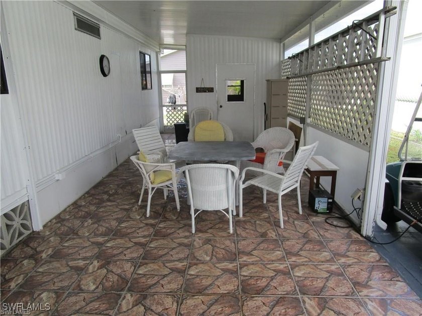 This charming turnkey 2 bedroom, 2 bath home is situated in the - photo 5