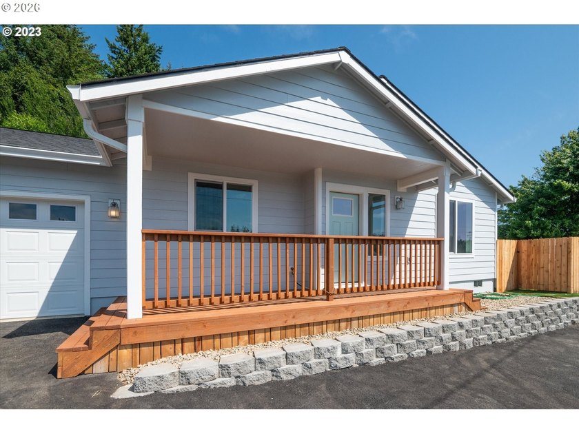 Built in 2023, this like-new 2-bedroom, 1-bath home delivers - photo 4