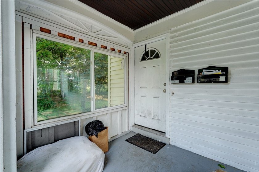 **Group showings only Saturday 7/25 11 AM to 12:30 PM, Monday - photo 3