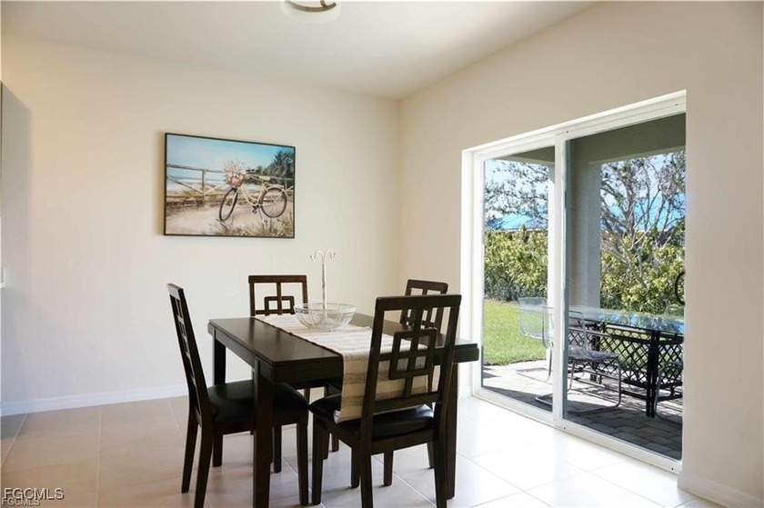 Welcome to your dream abode! Located in a developing part of - photo 4