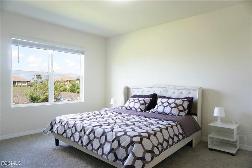 Welcome to your dream abode! Located in a developing part of - photo 5