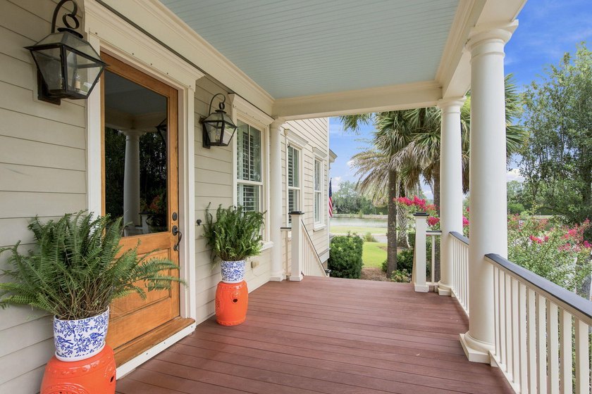 Welcome to this beautifully crafted 5-bedroom, 5.5-bath - photo 12