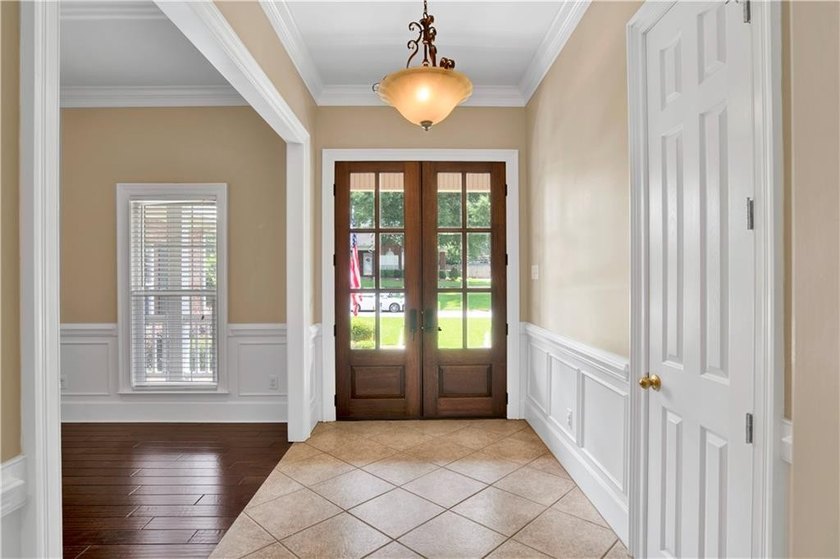 Experience the perfect blend of luxury, comfort, and outdoor - photo 15