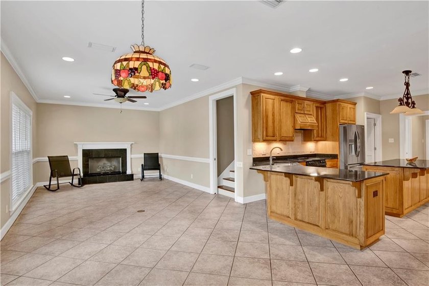 Experience the perfect blend of luxury, comfort, and outdoor - photo 24