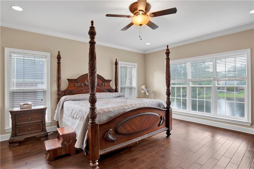 Experience the perfect blend of luxury, comfort, and outdoor - photo 27