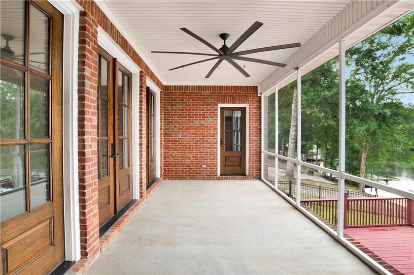 Experience the perfect blend of luxury, comfort, and outdoor - photo 50