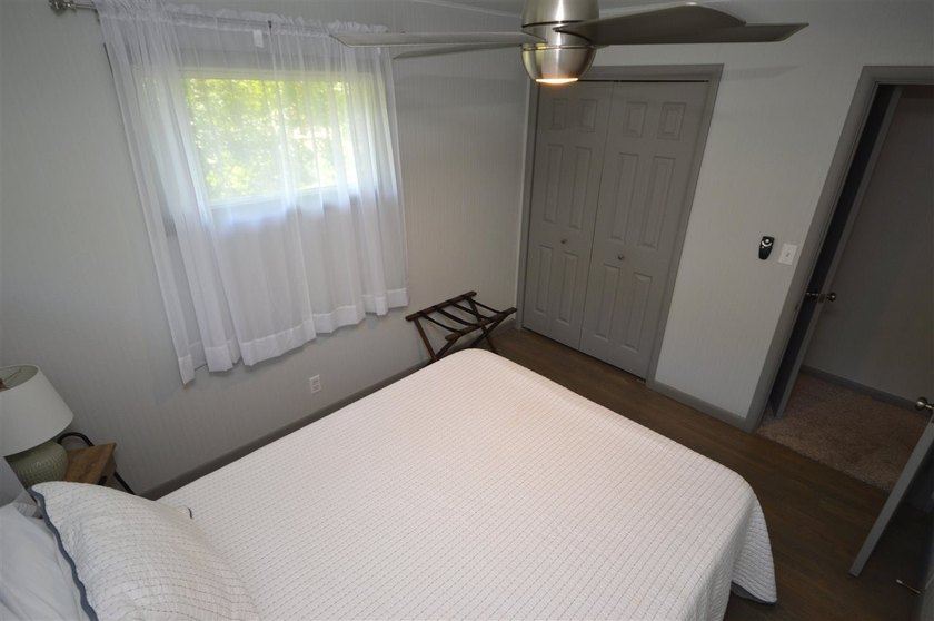 Presenting a spacious 3+ bedroom, 2 bathroom ranch home, ideally - photo 14