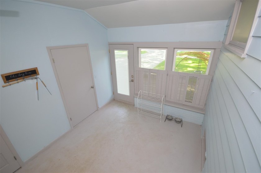 Presenting a spacious 3+ bedroom, 2 bathroom ranch home, ideally - photo 23
