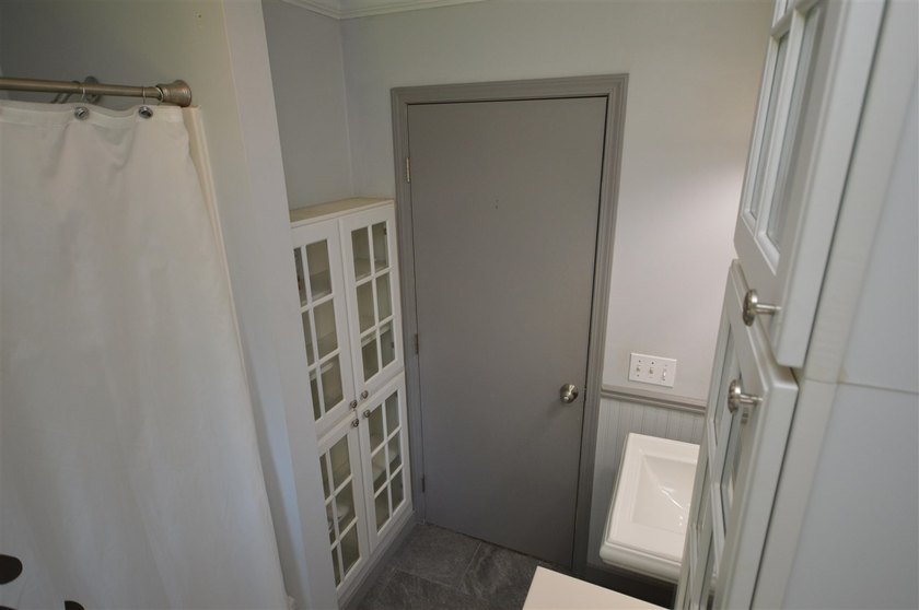 Presenting a spacious 3+ bedroom, 2 bathroom ranch home, ideally - photo 27