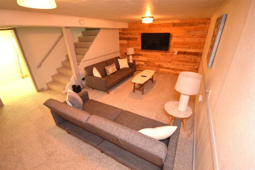 Presenting a spacious 3+ bedroom, 2 bathroom ranch home, ideally - photo 30