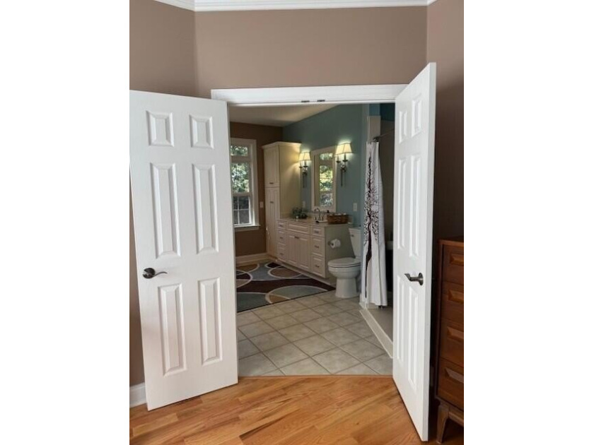 Experience refined living at 311 Katy Lane, perfectly positioned - photo 37