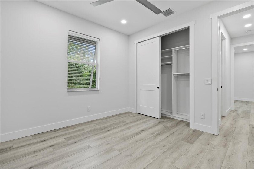 This beautiful home built in 2022 then massively upgraded in - photo 47