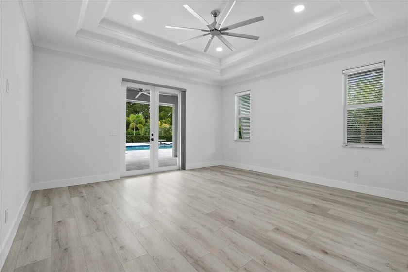 This beautiful home built in 2022 then massively upgraded in - photo 50