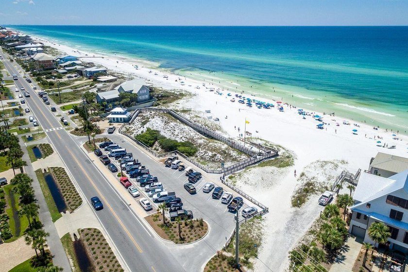 30A INN &amp; SUITES | BOUTIQUE HOTEL INVESTMENT OPPORTUNITY ON - photo 4
