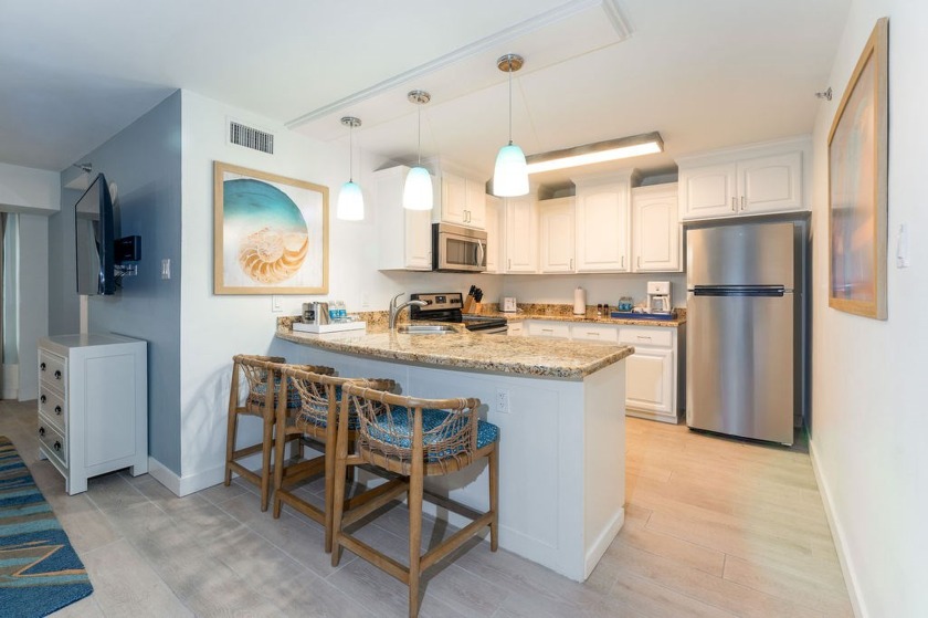 Welcome to your dream beachfront escape! This stunning unit - photo 6