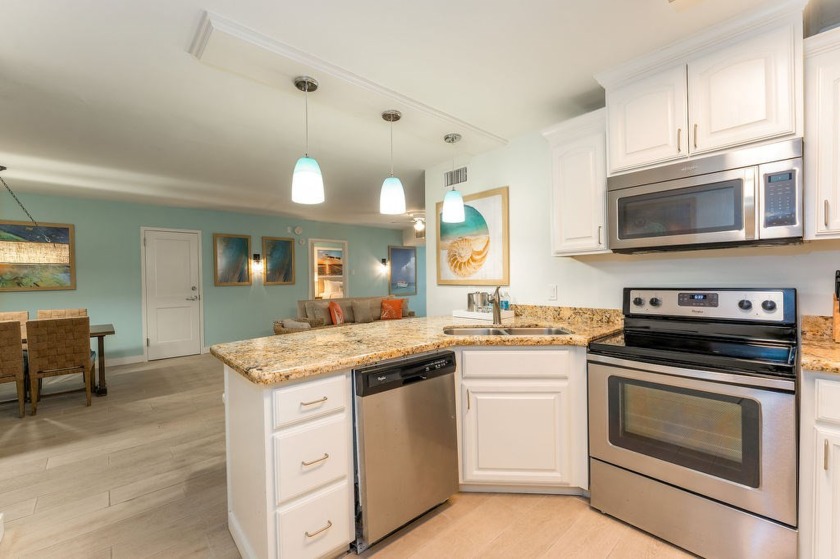 Welcome to your dream beachfront escape! This stunning unit - photo 7