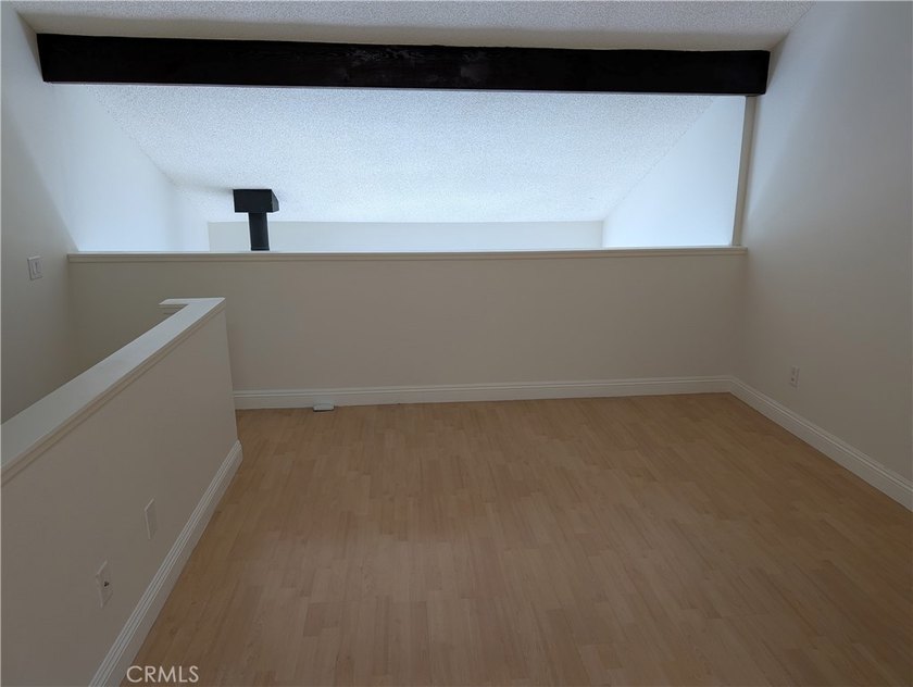Beautiful Loft-Style Condo in the Desirable Pine Creek Community - photo 13