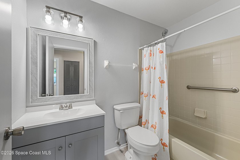 THIS IS A MUST SEE! Extremely Well-Maintained, Remodeled, 3 - photo 28