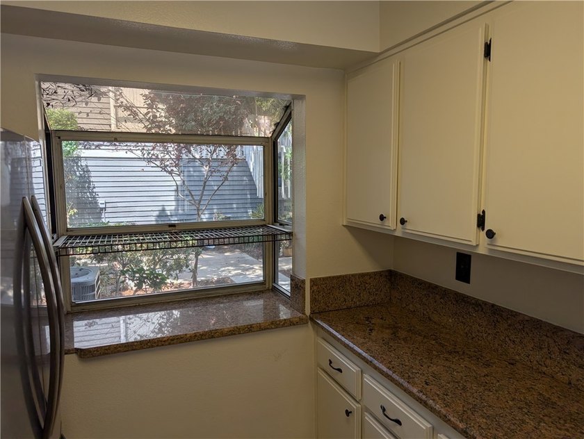 Beautiful Loft-Style Condo in the Desirable Pine Creek Community - photo 34