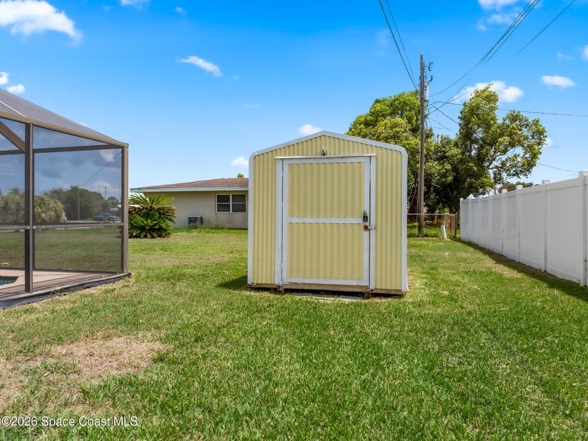 THIS IS A MUST SEE! Extremely Well-Maintained, Remodeled, 3 - photo 39