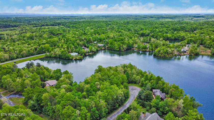 Cumberland Lakes is a private community and only owners have - photo 7