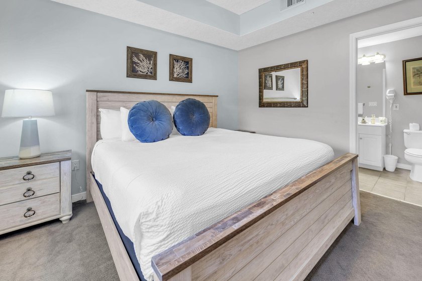 Great Gulf front unit in the sought after Destin West Resort - photo 6