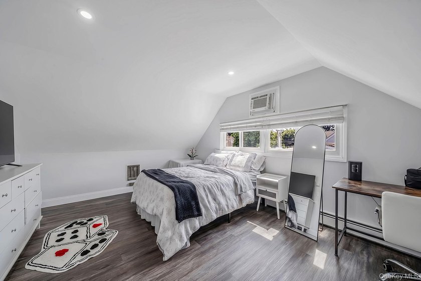 This is the one you've been waiting for! Welcome to 90 Twin Lane - photo 15