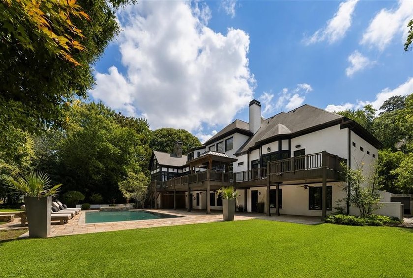 A truly unique, soulful home constructed with authentic, natural - photo 3
