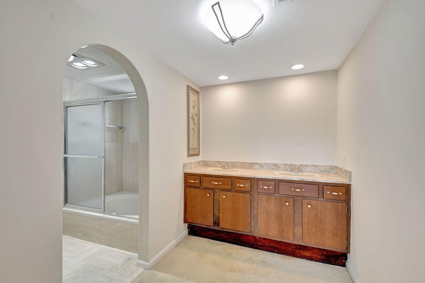 Rich in character and timeless charm, this villa presents a rare - photo 34