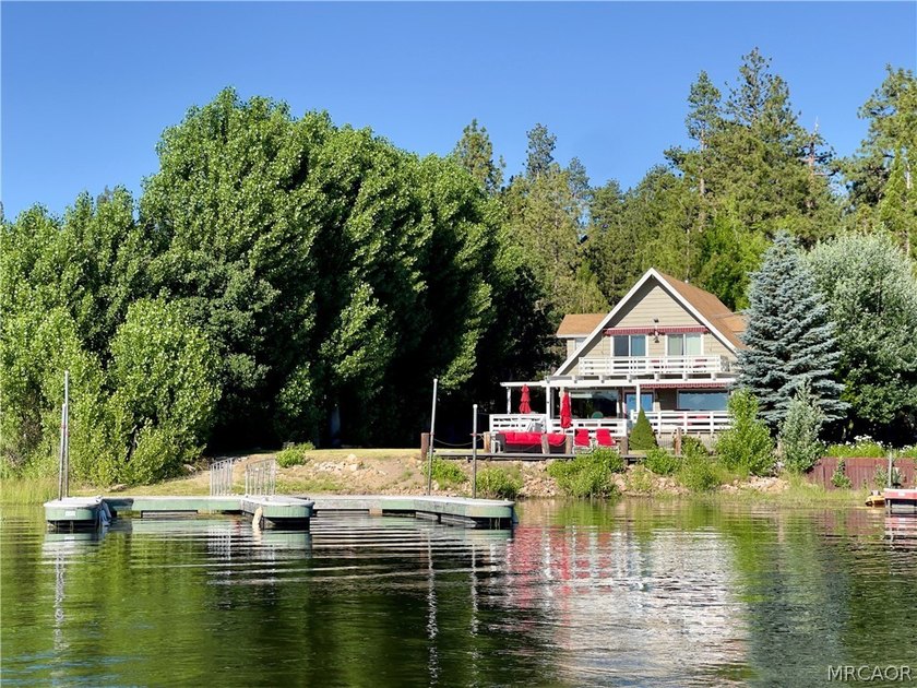 Experience lakeside living at its finest in this stunning - photo 2