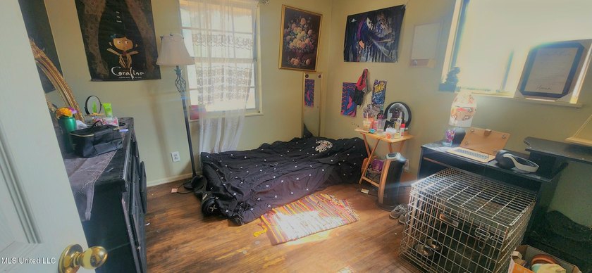 Spacious and full of potential-- a wonderful opportunity to make - photo 23