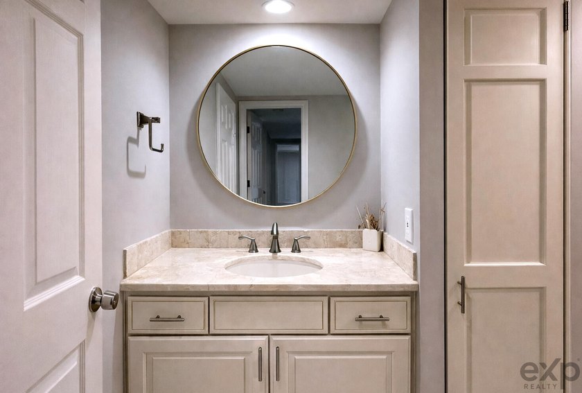 Rare opportunity to own a turn-key renovated home in West Palm - photo 8