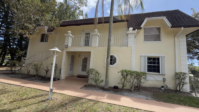 Bright and inviting 1-bedroom, 1.5-bath condo located less than - photo 18