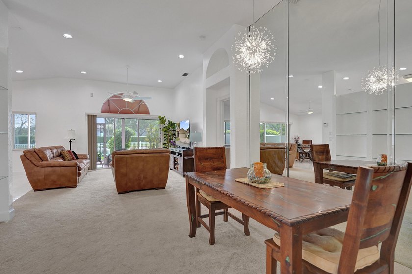 SUPERB SINGLE STORY 4 BED/2.5 BATH WATERFRONT HOME! Room to - photo 23