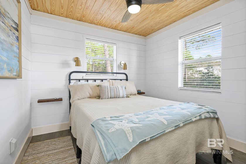 ***VALUE RANGE MARKET: SELLER WILL ENTERTAIN OFFERS BETWEEN $670 - photo 24